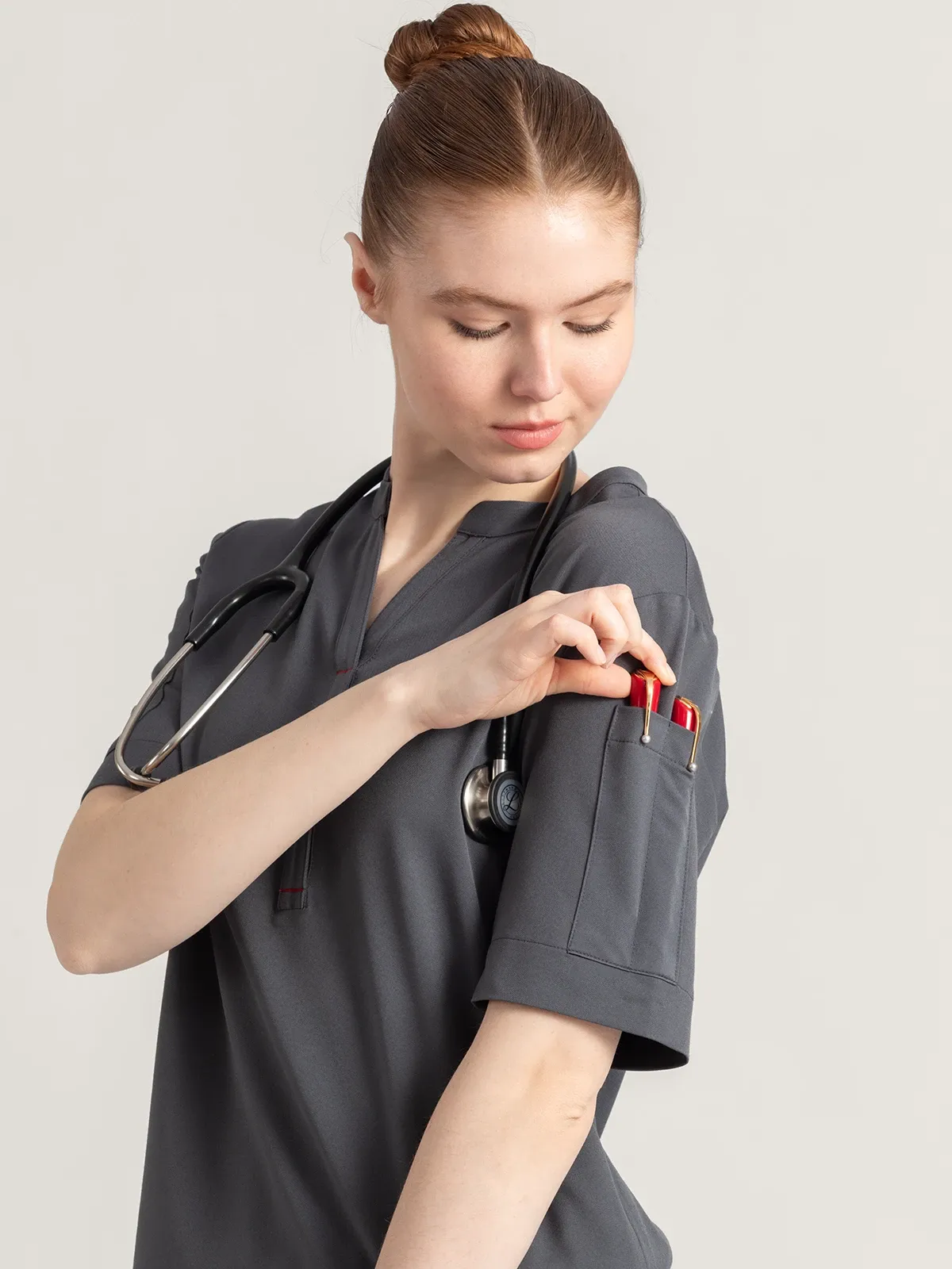 POLLY Kadın Tıbbi Scrubs Forması Üstü – Gri